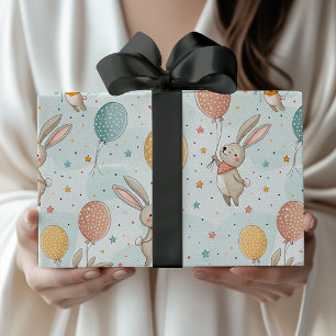 Süße Kaninchen halten Pastellfarbene Ostereier-Luf Geschenkpapier