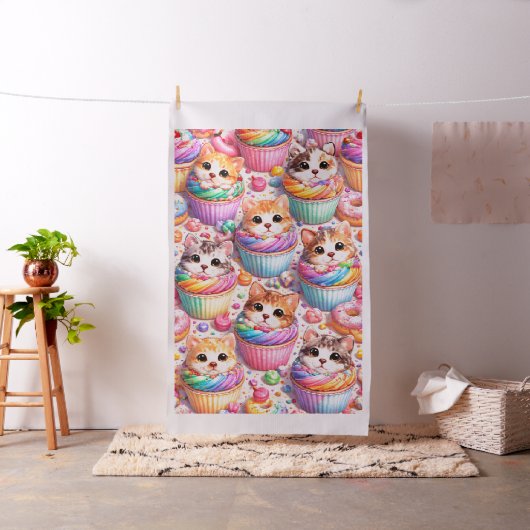 Süße Kätzchen und Cupcakes, Stoff Regenbogen süß t (Beispiel)