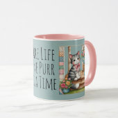 Süße Katze auf Veranda Blumen Patchwork Tasse (VorderseiteRechts)