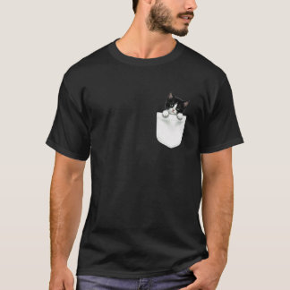 Süße Katze in der Tasche lugt heraus T-Shirt
