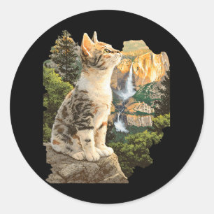 Süße Katze Wandern Camping Outdoor-Erkundung Abent Runder Aufkleber