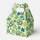 Süße kleine Eule St. Patrick Cartoon Geschenkschachtel (Rückseite)