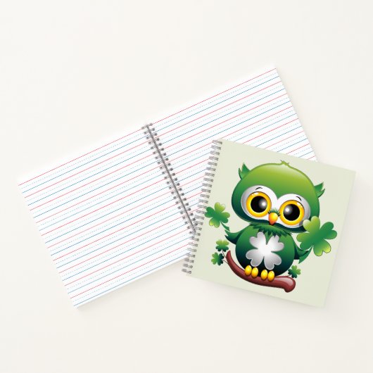 Süße kleine Eule St. Patrick Cartoon Notizblock (Innenseite)