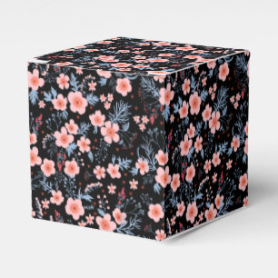 Süße kleine rosa Blüten auf schwarzem Hintergrund Geschenkschachtel