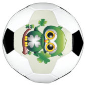 Süße kleine St. Patrick Cartoon-Eule Fußball (Gedreht)