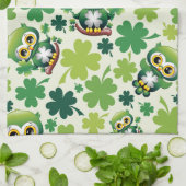 Süße kleine St. Patrick Cartoon-Eule Geschirrtuch (Gefaltet)