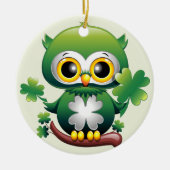 Süße kleine St. Patrick Cartoon-Eule Keramik Ornament (Vorne)