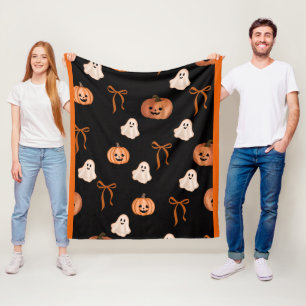 Süße Kürbisse und süße Halloween-Geister Fleecedecke