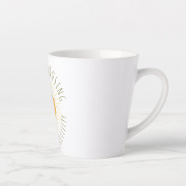 Süße lächelnde Sonne Milchtasse