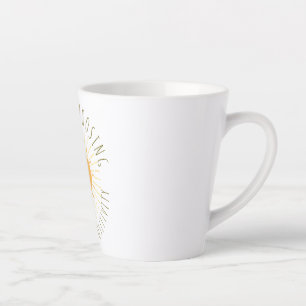 Süße lächelnde Sonne  Milchtasse