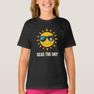 Süße lächelnde Sonnenbrille erobert den Tag T-Shirt