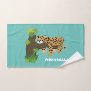 Süße Leopard schläft in Baum Cartoon-Illustration Badhandtuch Set