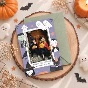 Süße lila gruselige Halloween-Foto-Charaktere Feiertagskarte