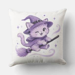 Süße lila Hexenkatze auf Besenstiel Halloween Kissen