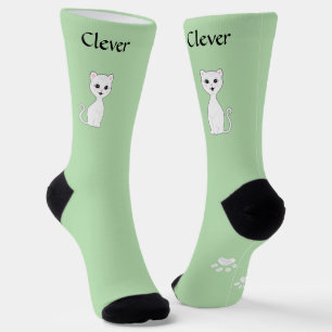 Süße lustige weiße Katze & Pfoten auf Hellgrün Socken