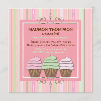 Süße Mädchen-Kuchen-Geburtstags-Party Einladung