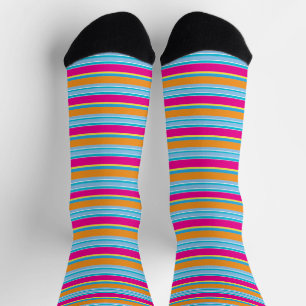Süße magische farbenfrohe Streifen Socken