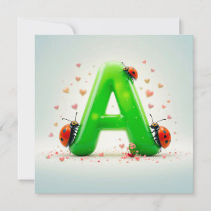 Süße Marienkäfer auf grünem Alphabetbuchstaben A
