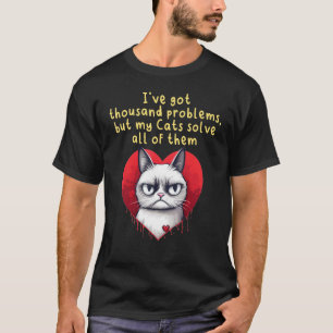 Süße mürrische Katze mit großem Herz-Kostüm für Ju T-Shirt