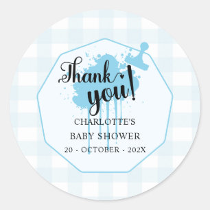 Süße Pastellblaue Gingham-Baby-Party Runder Aufkleber