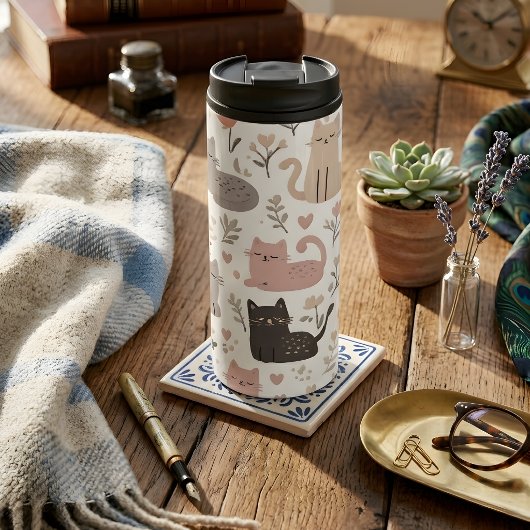 Süße Pastellkatze und Blumenmuster Thermosbecher
