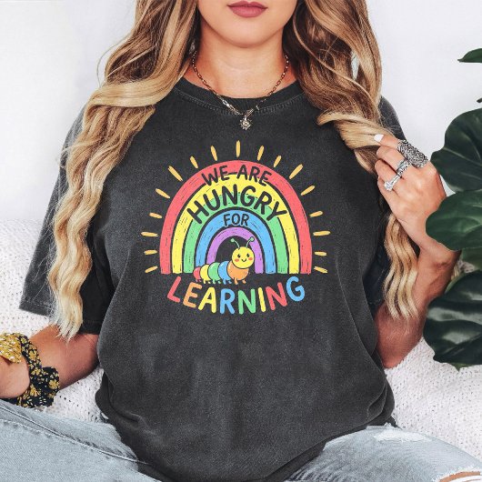 Süße Raupe Lernen Regenbogen T-Shirt