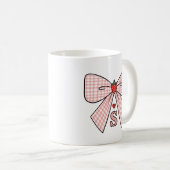 Süße Retro-Monogramm-Initialen Strawberry Coquette Kaffeetasse (VorderseiteRechts)