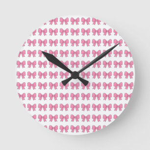Süße rosa Schleifenband Design – Mädchenhaftes Kaw Runde Wanduhr
