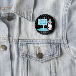 Süße Schneeflocken Schwarz Weiß Pinguin Button