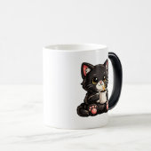 Süße schwarze Katze mit Kaffee Verwandlungstasse (VorderseiteRechts)
