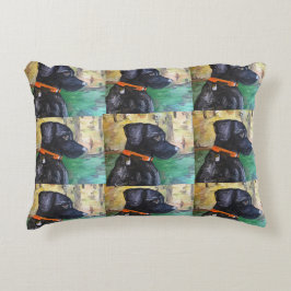 Süße schwarze Labradormalerei auf Kissen