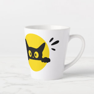 Süße spähende schwarze Katze gelber Kreis Latte-Mu Milchtasse