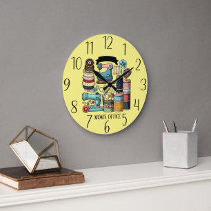 süße Text hinzufügen Mamas Nähzimmer im Büro Große Wanduhr