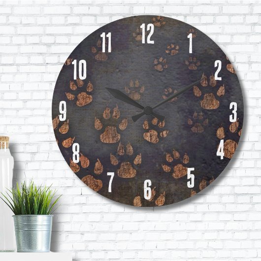 Süße Tier Dark Rustic Paw Print Pattern Große Wanduhr