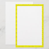 Süße Tier-Freunde stehen vor Schreibwaren Briefpapier (Vorne/Hinten)