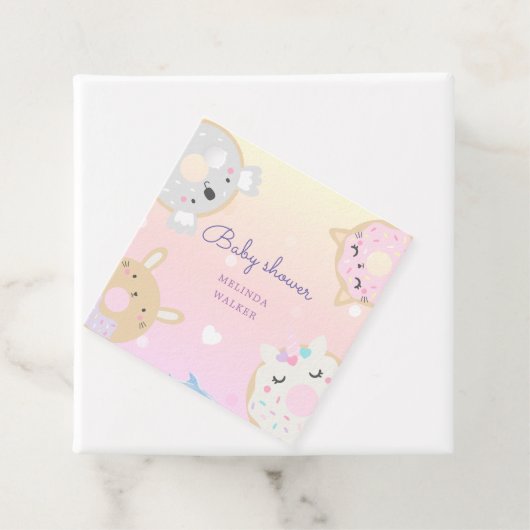 süße Tier spendet Monogramm Babydusche Geschenkanhänger (Beispiel)