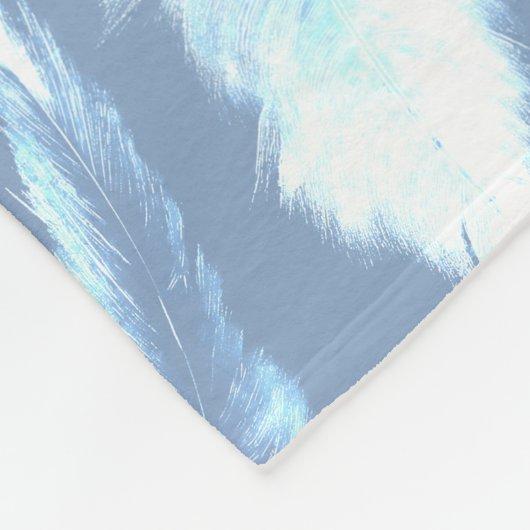 süße Träume - hellblaue Aquarellfedern: Fleecedecke (Ecke)