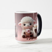 Süße Träume von Kakao und Lamm Verwandlungstasse (VorderseiteRechts)