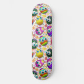 Süße und lustige Oster-Eier-Cartoon Skateboard (Vorderseite)