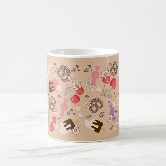 Süße und salzige Leckereien Beige Muster Kaffeetasse (Mittel)