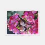 Süße Vögel auf rosa Kirschblütenbäumen Fleece Bla (Vorderseite (Horizontal))