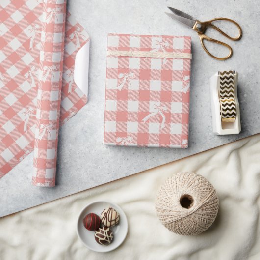 Süße weiche rosa Gittermuster & Schleifen Geschenkpapier (Kunsthandwerk)