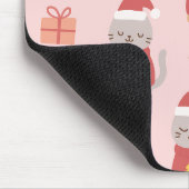 Süße Weihnachtskatzen Muster – Rosa Holiday Design Mousepad (Ecke)