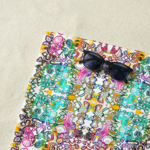 Süße weiße bunte Blumen  Strandtuch