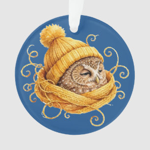 Süße Wintereule mit gelber Strickmütze als Weihnac Ornament