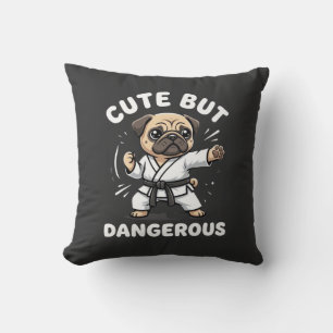 Süßer aber gefährlicher Pug-Hund Karate Kissen