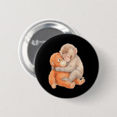 Süßer Babyaffe namens Punch Plüsch umarmend Button (Vorne & Hinten)