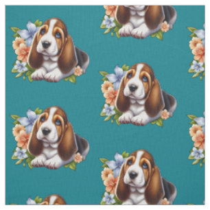 Süßer Basset Hound Welpe sitzt mit Blumen Stoff