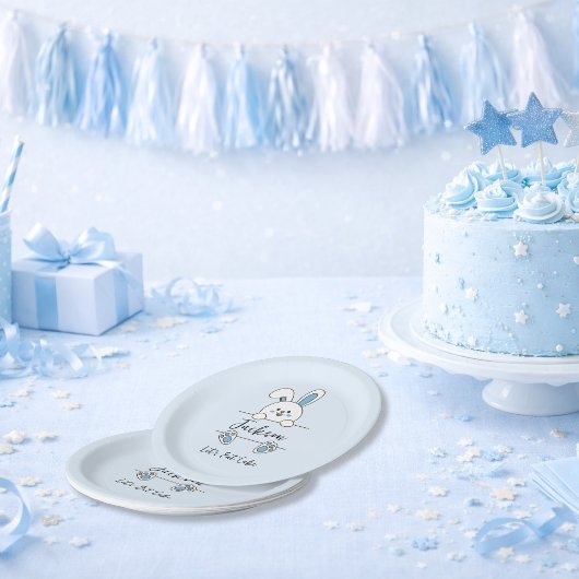 Süßer blauer Häschen-Junge zum ersten Geburtstag Pappteller