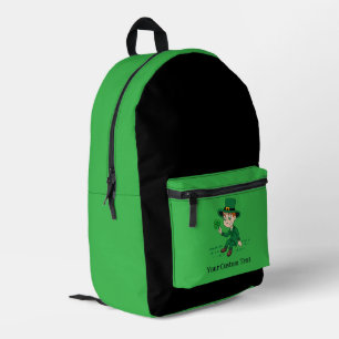 Süßer Cartoon-Leprechaun mit Kleeblatt und Regenbo Bedruckter Rucksack